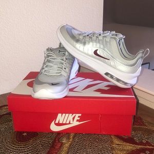 WOMENS NIKE AIR MAX AXIS PURE PLATINUM